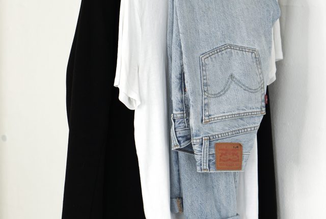 Capsule wardrobe: pros & cons