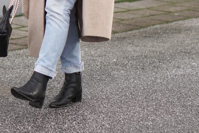 6 ways to wear: the black ankle boot.