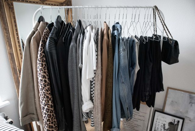 A simple autumn capsule wardrobe.